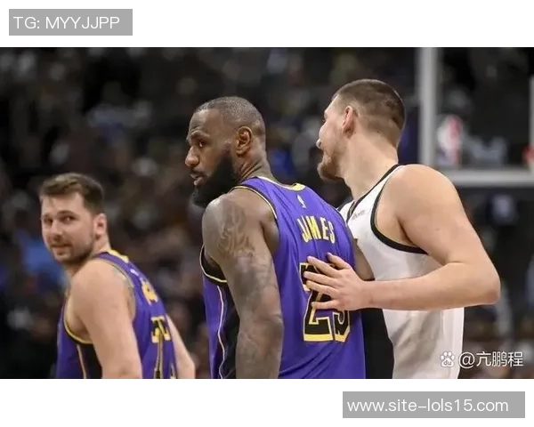 2015年勇士队与国王队精彩对决回顾及赛季表现分析