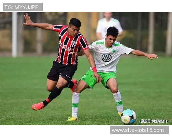 圣保罗与克鲁塞罗激战正酣谁能在这场对决中笑到最后